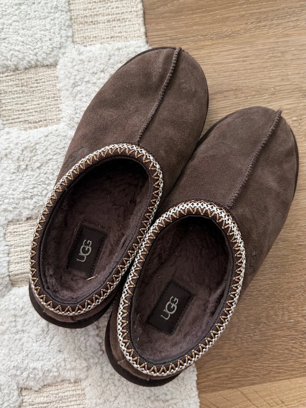 UGG size tag